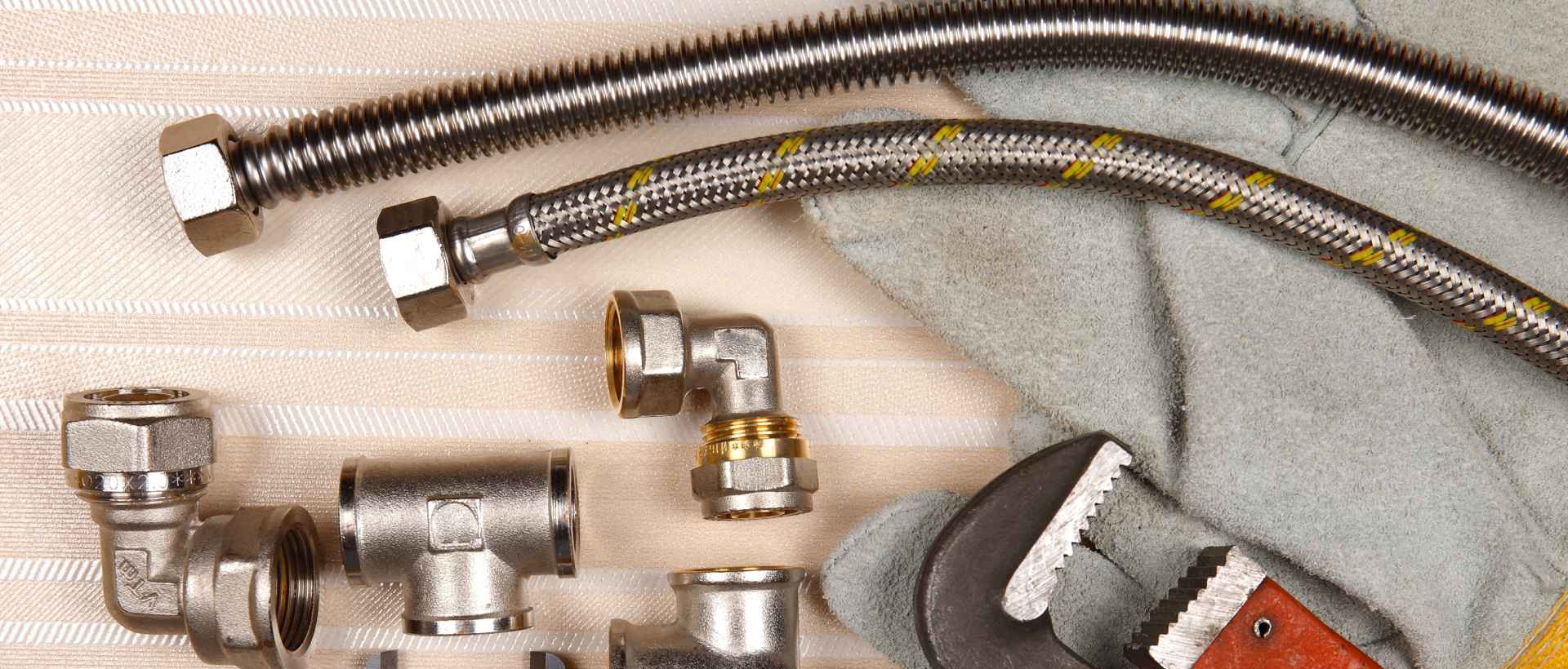 Emergency plumbers SM7